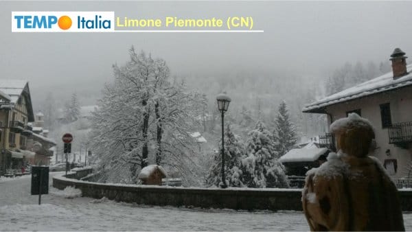 Nevica nelle Alpi occidentali. Domani neve su tutto l’arco alpino. Lunedì nevone in Trentino Alto Adige, Veneto e Friuli
