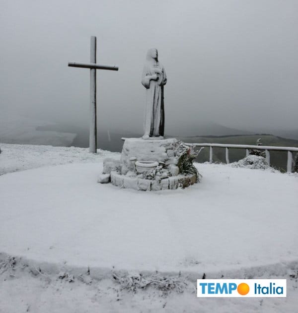 Sicilia, temporali di neve a quote medio basse
