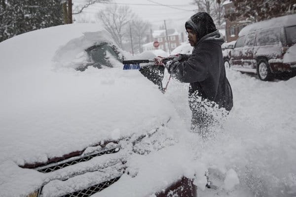Gelo siderale su est USA, ogni anno neve a badilate. Perché in Europa no?