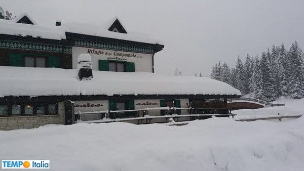 Prealpi venete, neve invernale di ottima qualità e quantità