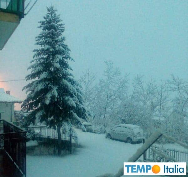 Piemonte, ormai nevica fin in pianura. Neve a Torino centro città