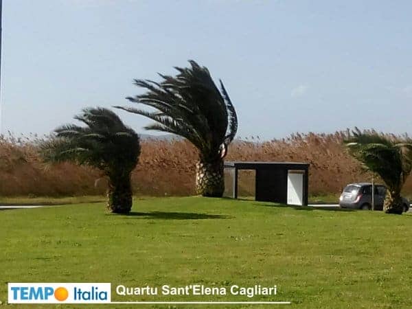 Mistral, ecco la forte burrasca che interessa la Sardegna, raffiche oltre i 100 km orari