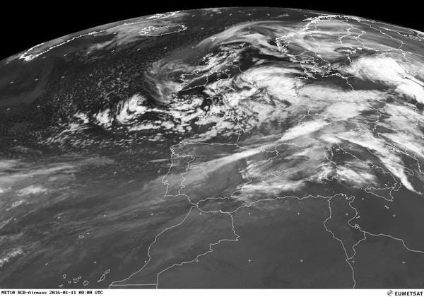 METEOSAT: ecco la perturbazione che attraverserà l'Italia, e la prossima 33 METEOSAT: ecco la perturbazione che attraverserà l’Italia, e la prossima