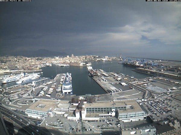Liguria, temporale alle porte di Genova 1 Liguria, temporale alle porte di Genova