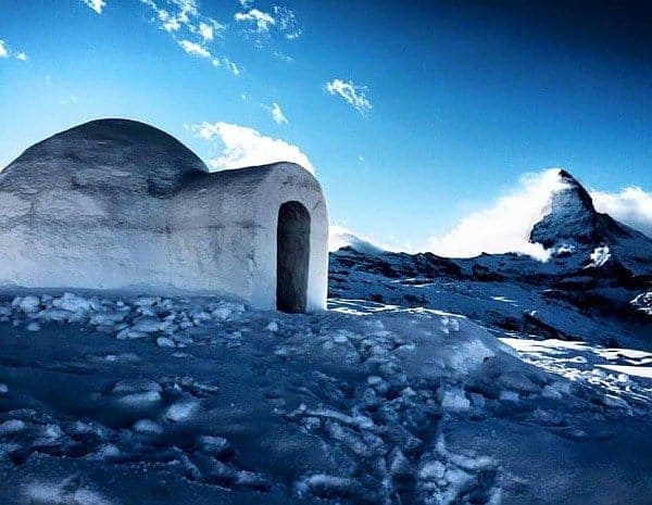 L’IGLOO più grande del mondo è sulle Alpi: record da Guinness dei Primati