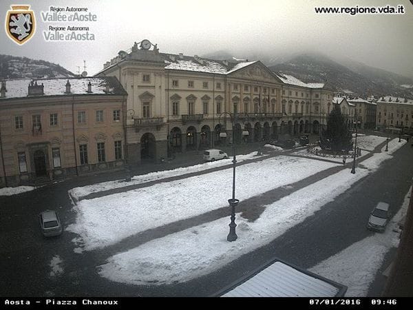 Valle d’Aosta, ormai è pieno Inverno. Oggi NEVE