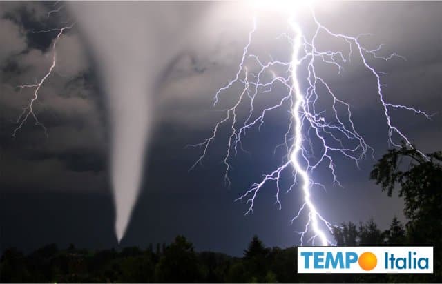 Meteo ITALIA: domenica forti temporali con possibile grandine al Nord