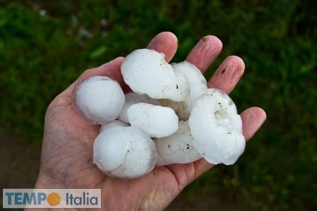 Meteo estremo: grandinata di Sydney dichiarata catastrofe 46 Meteo estremo: grandinata di Sydney dichiarata catastrofe