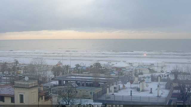 GELO e NEVE fin sulle coste: METEO da pieno Inverno 5 GELO e NEVE fin sulle coste: METEO da pieno Inverno