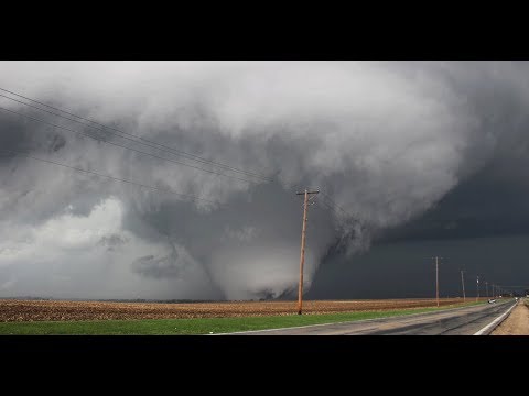 Meteo: ITALIA, alto rischio TROMBE d’ARIA. Video