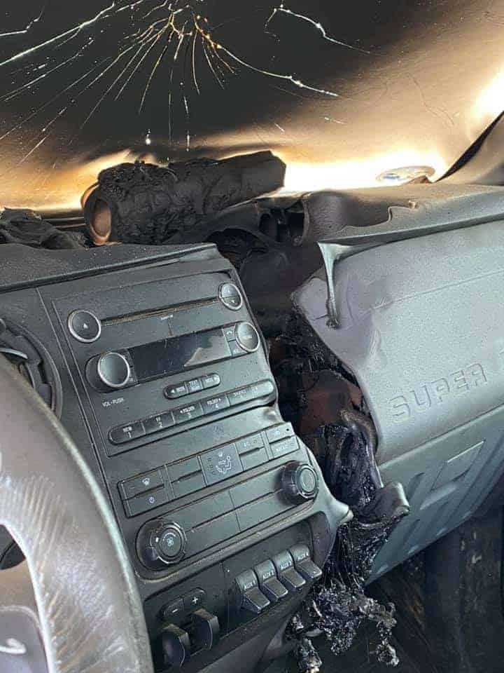 Automobile quasi esplosa per un fulmine. Evento straordinario
