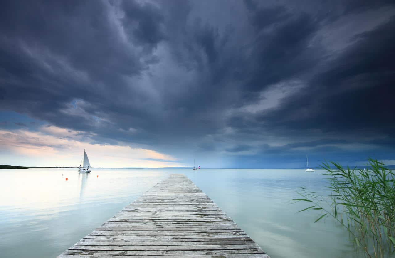 Meteo, la prima perturbazione atlantica sta arrivando. Ecco dove pioverà