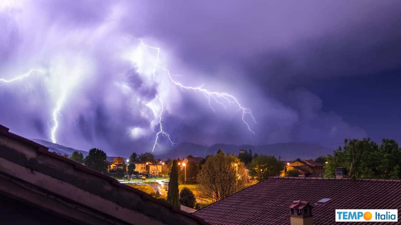 Tempeste elettriche nel Nord Italia tra tarda sera e notte