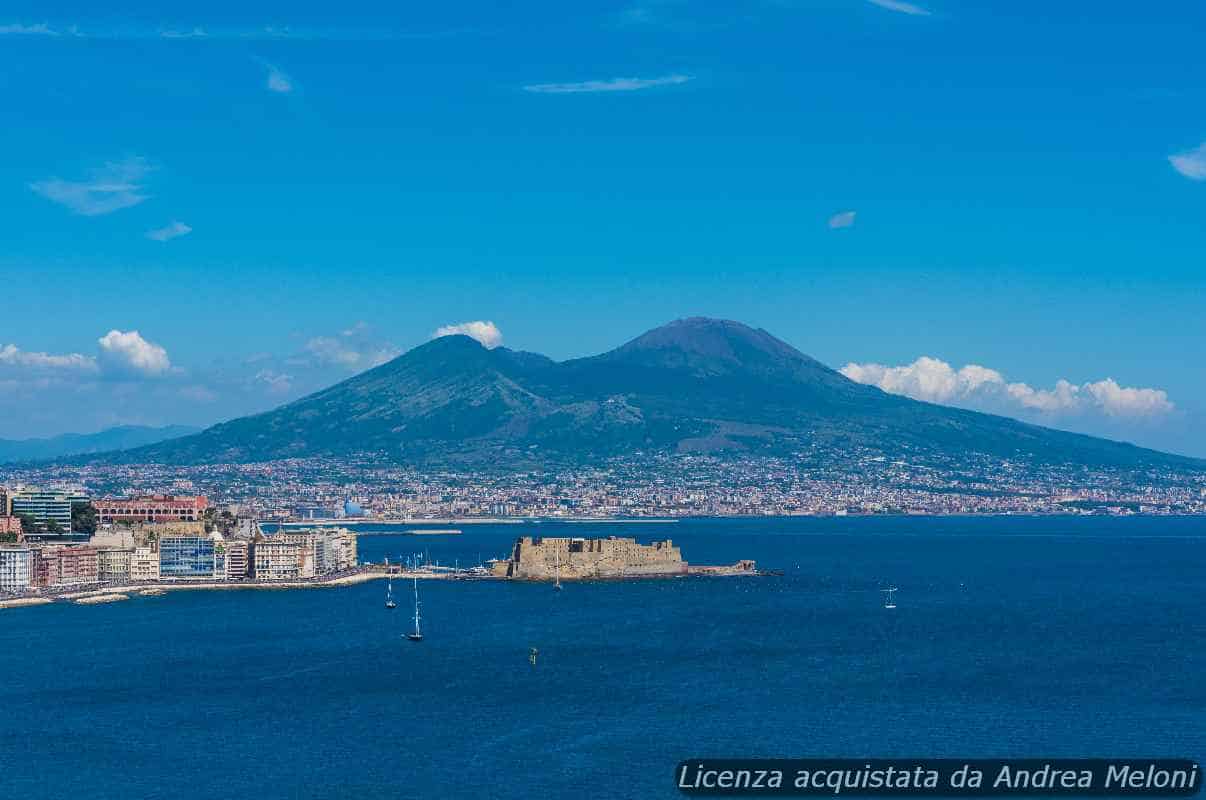 “Meteo Napoli: temporali e vento in arrivo, seguiti da schiarite” 3 “Meteo Napoli: temporali e vento in arrivo, seguiti da schiarite”