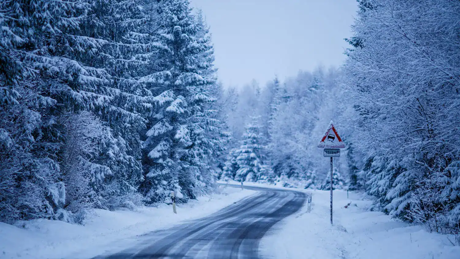 Scopriamo insieme come nasce la neve: un affascinante viaggio nel cuore dell’inverno! 7 Scopriamo insieme come nasce la neve: un affascinante viaggio nel cuore dell’inverno!