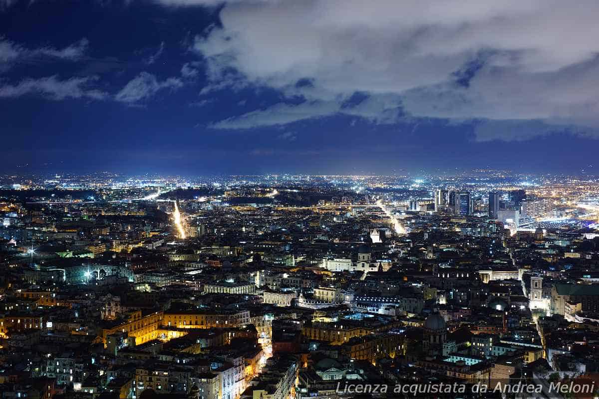 Previsione meteo Napoli: sole e nuvole con possibili piogge nei prossimi giorni 8 Previsione meteo Napoli: sole e nuvole con possibili piogge nei prossimi giorni