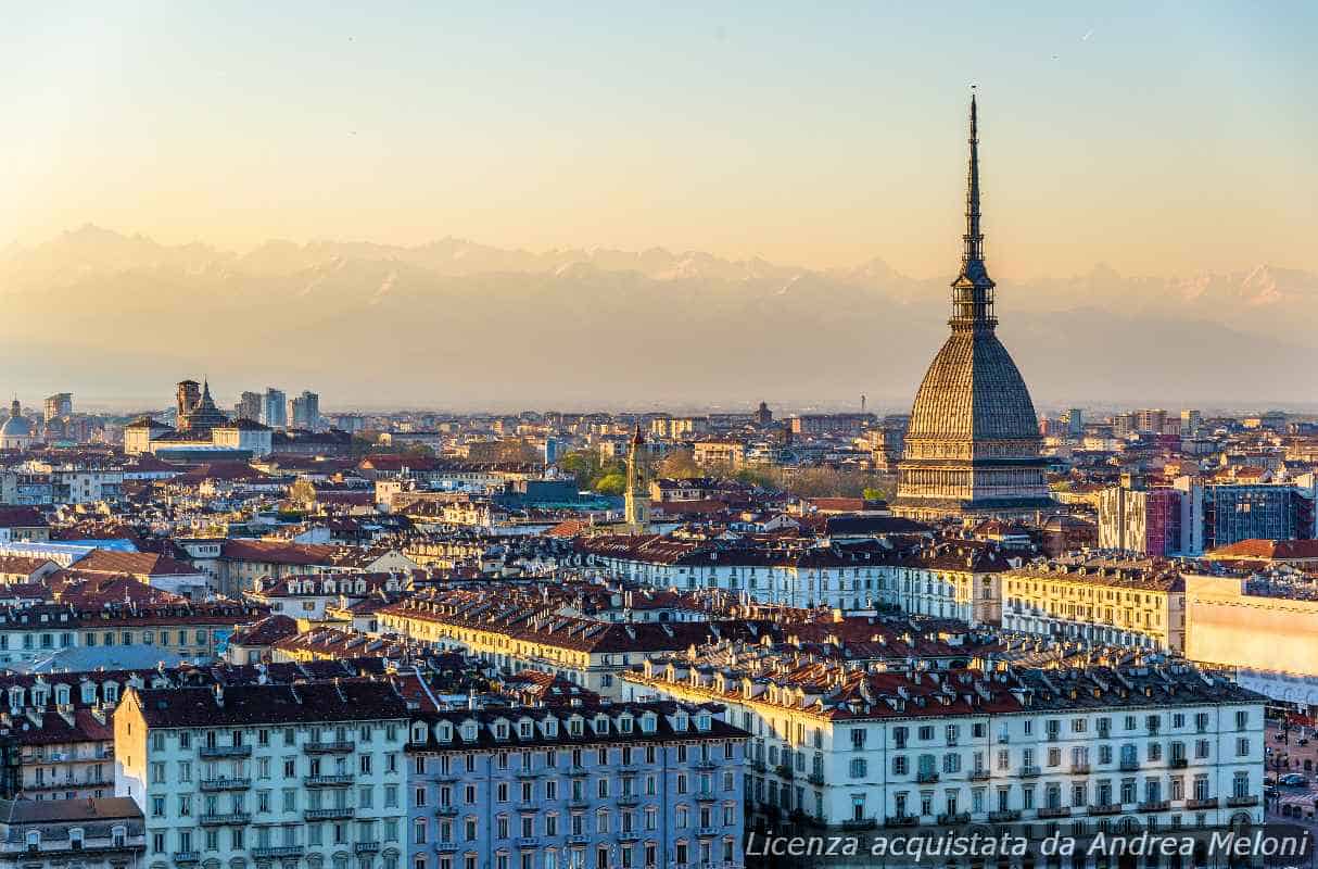 Previsione meteo Torino: nuvole in arrivo, ma il sole tornerà presto 24 Previsione meteo Torino: nuvole in arrivo, ma il sole tornerà presto