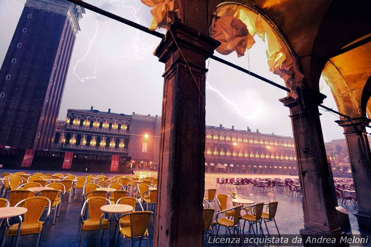 Previsione meteo Venezia: nubi sparse oggi, seguite da foschia leggera nei giorni successivi 5 Previsione meteo Venezia: nubi sparse oggi, seguite da foschia leggera nei giorni successivi