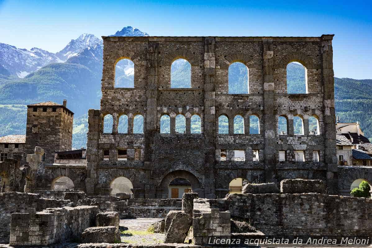 previsione-meteo-aosta:-nuvolosita-e-piovaschi-oggi,-poi-schiarite-e-vento