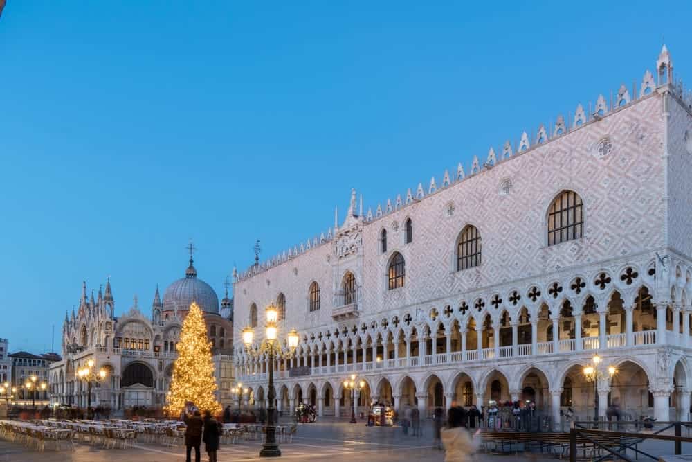 Il Natale incanta la provincia di Venezia: eventi e mercatini da non perdere