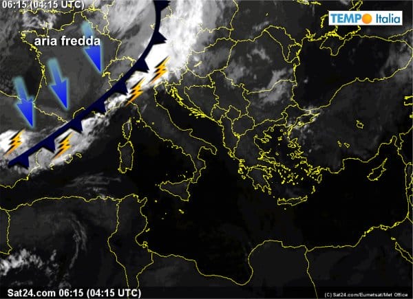 Perturbazione raggiunge il Nord Italia e traslerà verso la Penisola. Meteo in peggioramento