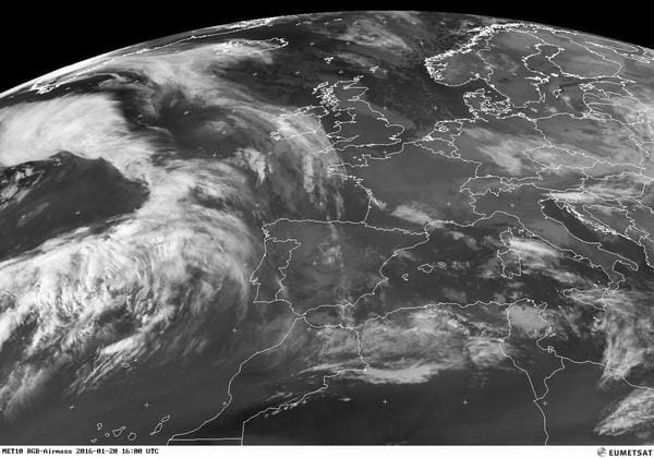D’improvviso ecco il duro Inverno europeo. Febbraio è il mese che sconquassa l’atmosfera. Gelo e neve? Mite? Normale? 4 wapt image post 395