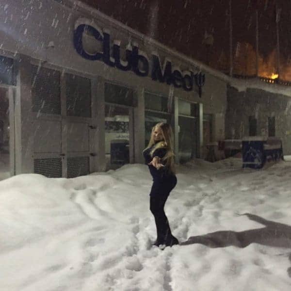 Valle d'Aosta, fortissime nevicate su stazioni sciistiche. E' il pieno di turisti 4 wapt image post 475