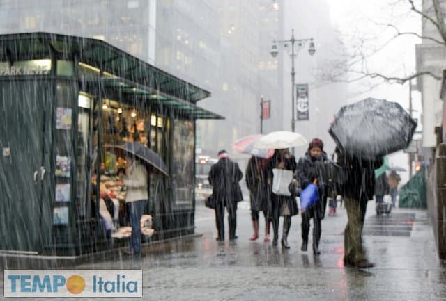 METEO verso metà Novembre, Italia in balia dei CICLONI atlantici. FREDDO e neve su ALPI 2 wapt image post 5475