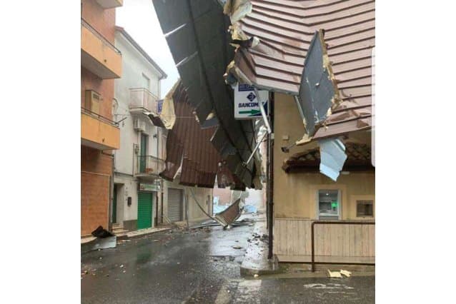 Meteo Calabria, tornado causa danni e feriti 2 wapt image post 5867