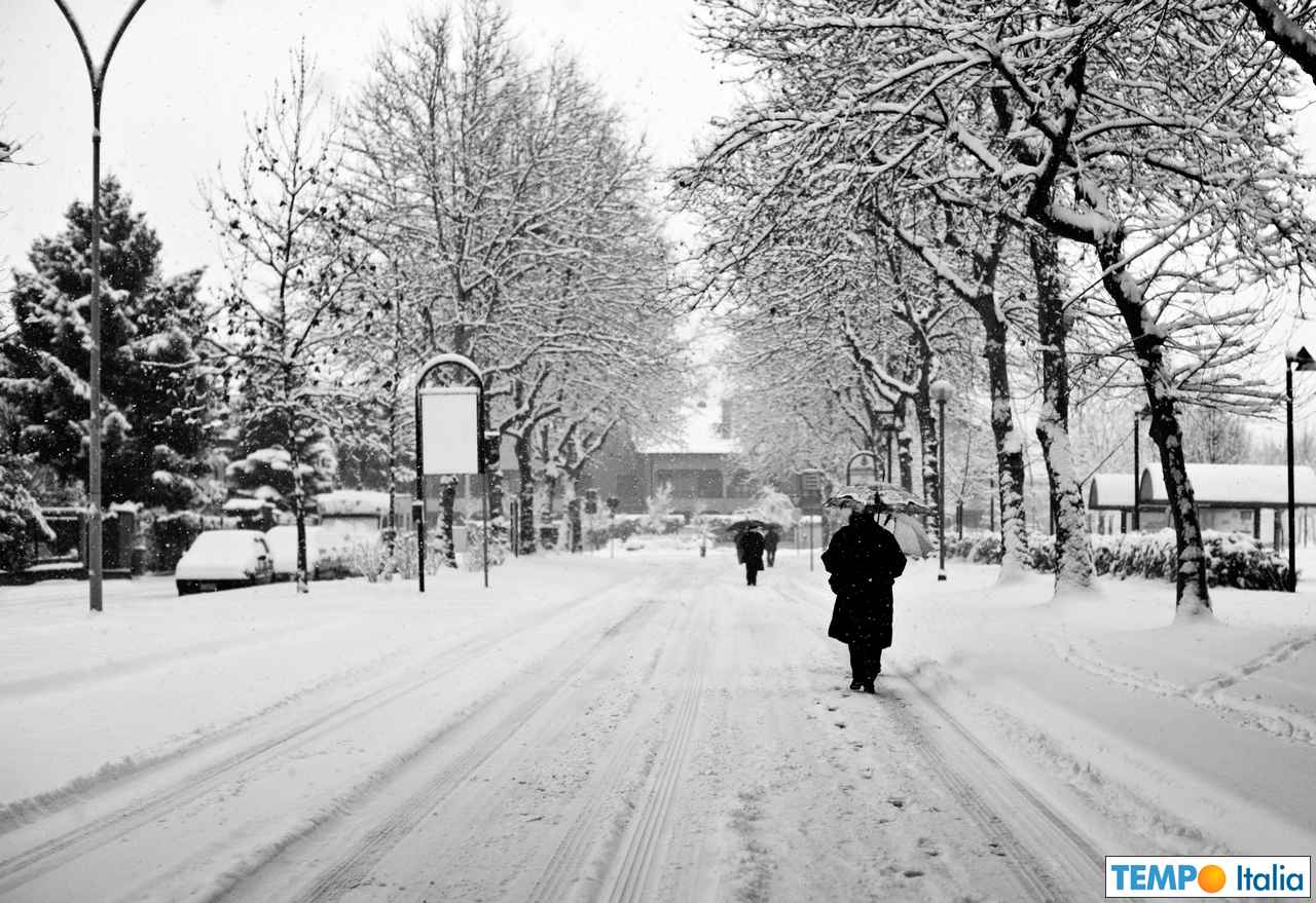 Due forti perturbazioni verso l’Italia. Meteo in sensibile peggioramento 16 Due forti perturbazioni verso l’Italia. Meteo in sensibile peggioramento