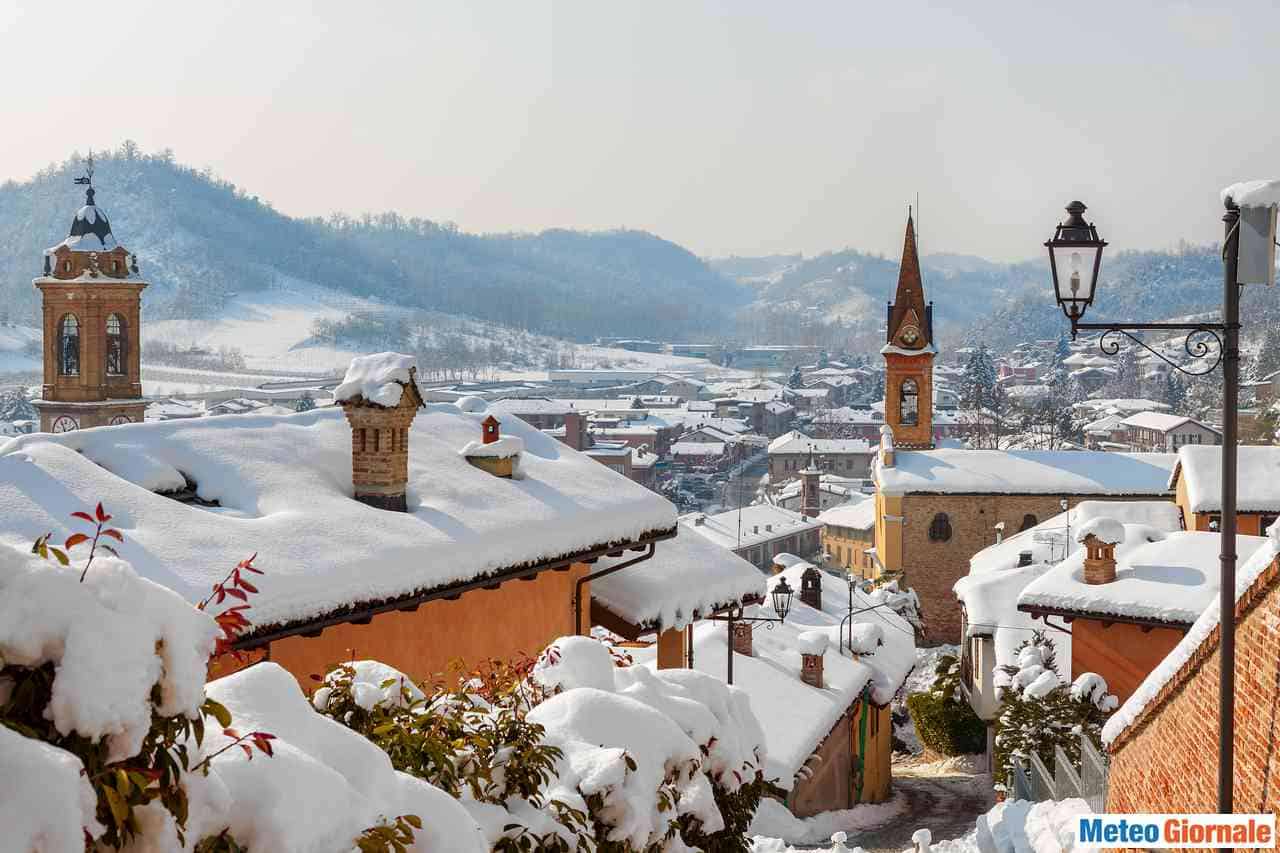 Meteo burrascoso, irrompe l’Inverno, NEVE a quote molto basse, burrasche 46 Meteo burrascoso, irrompe l’Inverno, NEVE a quote molto basse, burrasche