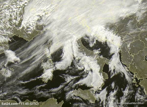 Perturbazione sul Nord Italia, ecco perché da più parti piove ed in montagna nevica. Altrove... 3 wapt image post 811