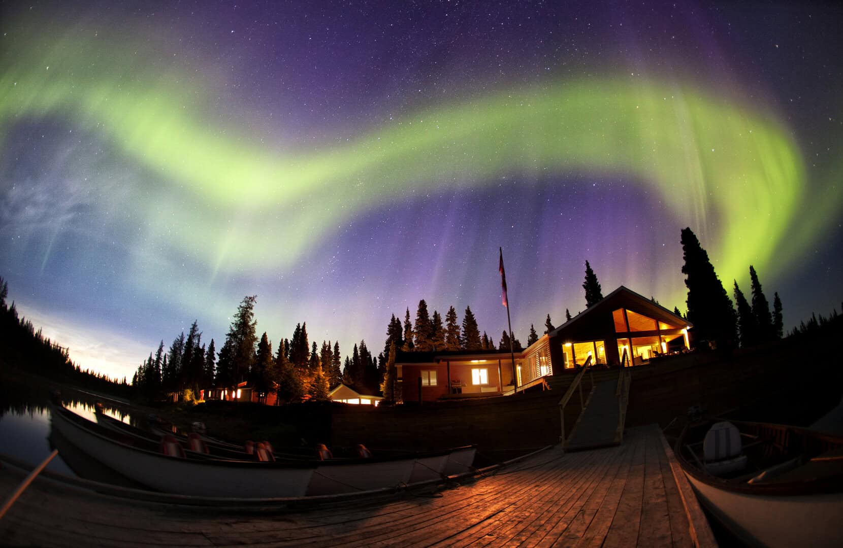 La città remota con 300 notti di Aurora Boreale all’anno