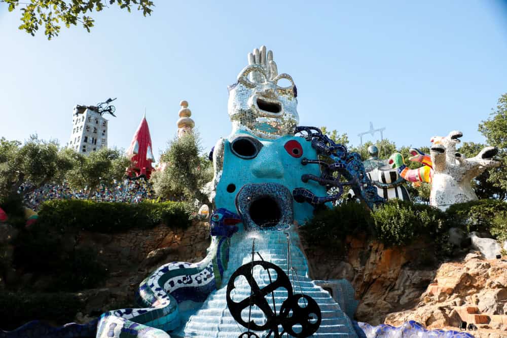 La piccola meraviglia del Giardino dei Tarocchi, in Toscana