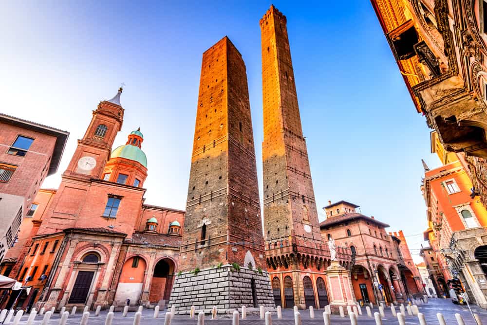 Vacanze di Pasqua 2024 in Emilia-Romagna: consigli su quando e dove andare 18 Vacanze di Pasqua 2024 in Emilia-Romagna: consigli su quando e dove andare