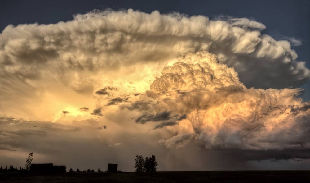 Il controllo delle nubi delle nubi più cattive del temporale 28 Il controllo delle nubi delle nubi più cattive del temporale