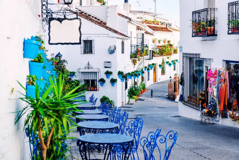 Viaggiare per turismo in Spagna verso il mitissimo inverno spendendo poco 14 Viaggiare per turismo in Spagna verso il mitissimo inverno spendendo poco
