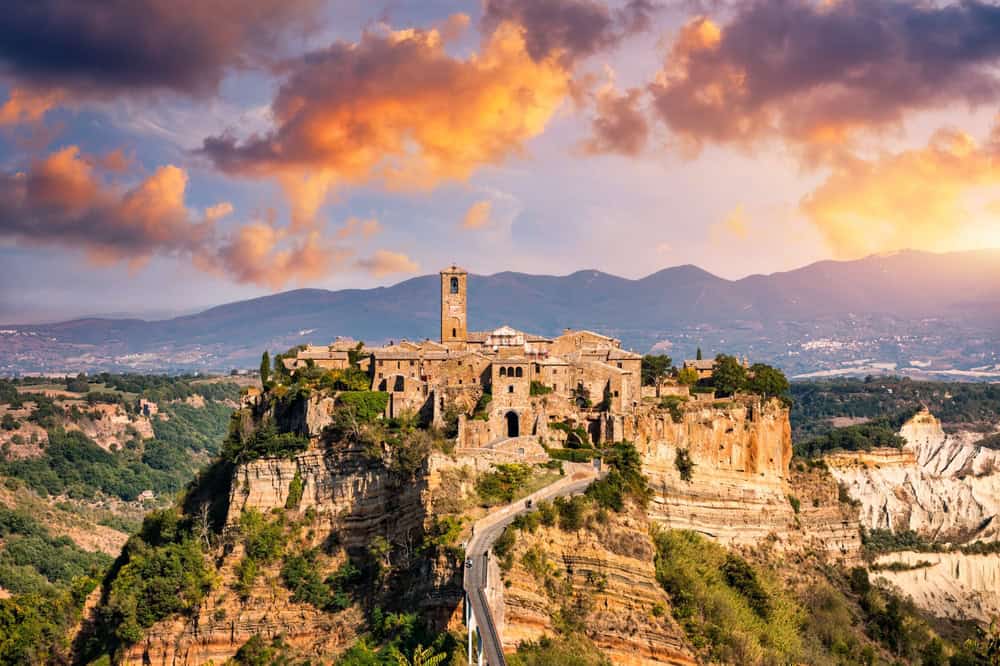 Civita di Bagnoregio: un gioiello del Lazio con un destino segnato 4 Civita di Bagnoregio: un gioiello del Lazio con un destino segnato