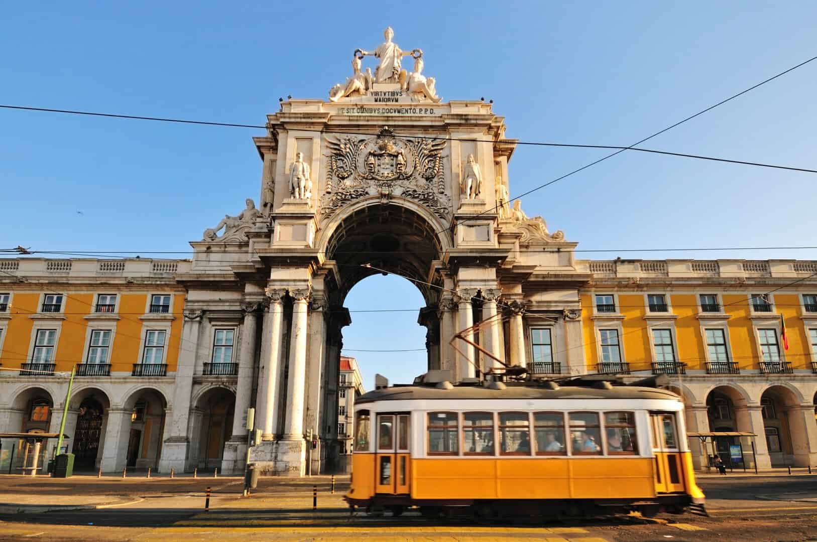 Viaggiamo nella splendia Lisbona, rinata dopo un cataclisma che la distrusse 45 Viaggiamo nella splendia Lisbona, rinata dopo un cataclisma che la distrusse