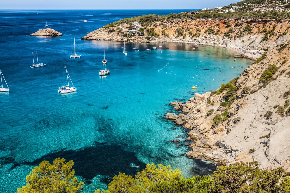 Dove vanno in vacanza i VIP? Ve lo diciamo noi 26 Dove vanno in vacanza i VIP? Ve lo diciamo noi