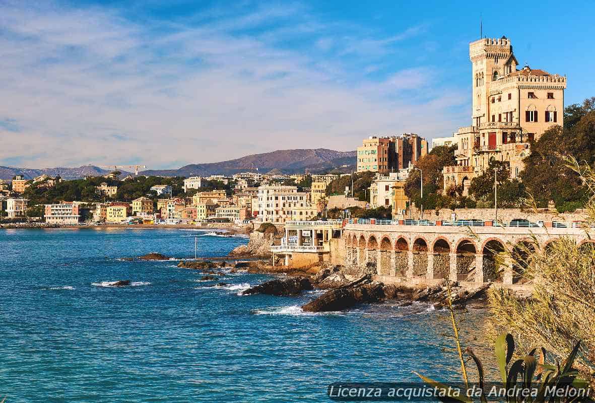 Previsione meteo Genova: temporali e vento in arrivo, poi pioggia e raffiche