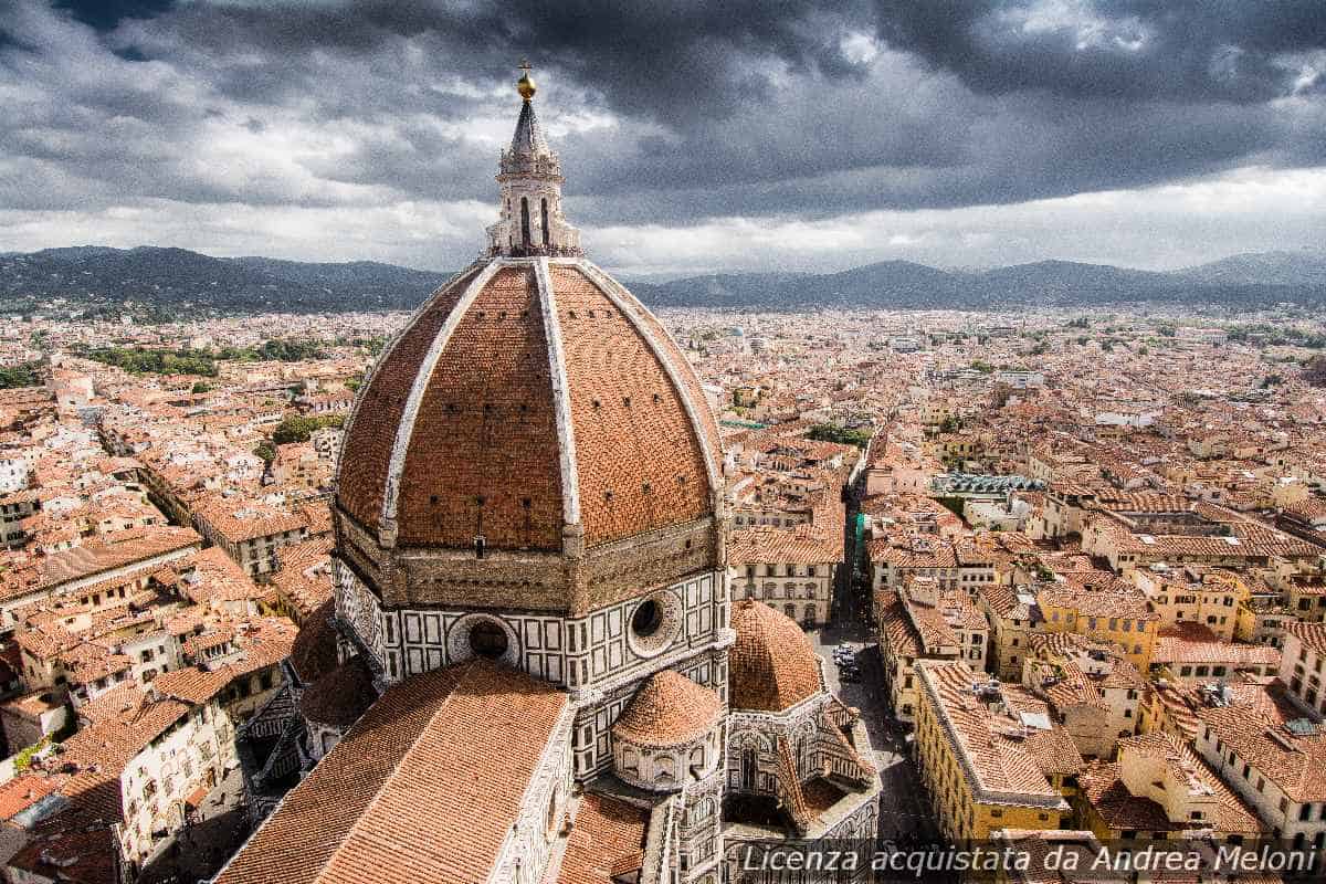 Previsione meteo Firenze: giornate nuvolose e ventose con pioviggine in arrivo