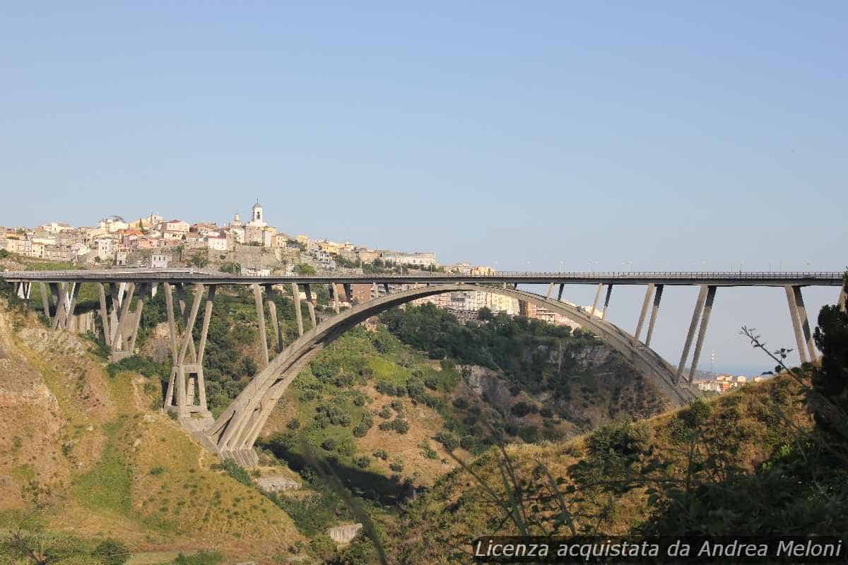 Previsioni meteo Catanzaro: sole e vento, poi pioggia e raffiche di vento