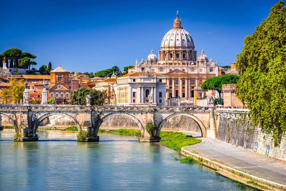 Scoprire Roma a Pasqua: tra tradizione, bellezza e la maestosità del Vaticano 25 Scoprire Roma a Pasqua: tra tradizione, bellezza e la maestosità del Vaticano