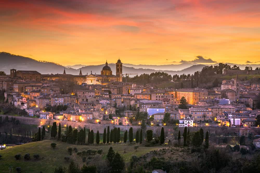 Urbino in primavera: scopri la magia delle vacanze di Pasqua nella culla del Rinascimento 20 Urbino in primavera: scopri la magia delle vacanze di Pasqua nella culla del Rinascimento