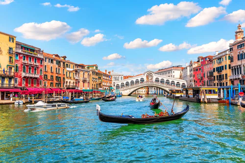 Venezia a Pasqua: l’incanto della città sull’acqua, un rifugio perfetto per gli innamorati 2 venezia pasqua