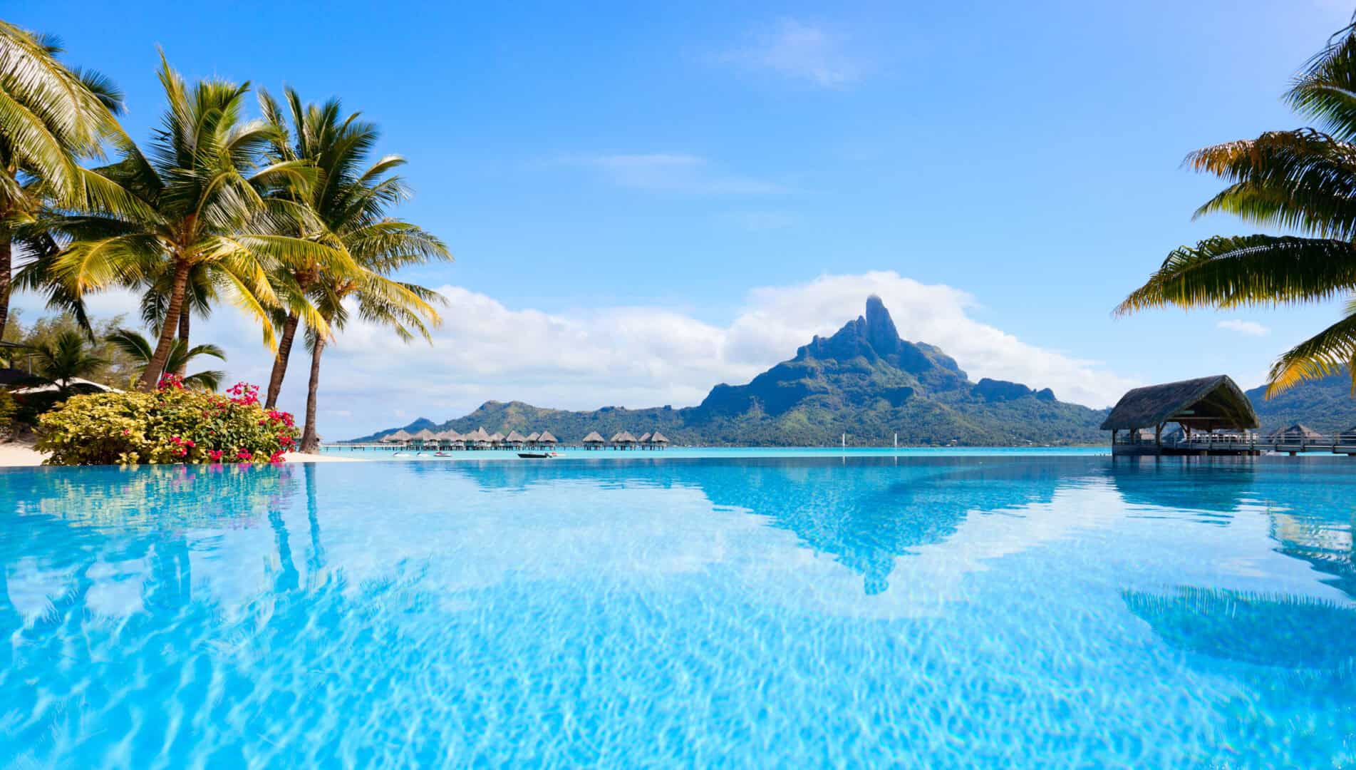 Viaggio a Bora Bora, Polinesia Francese conosciuta per i suoi bungalow sull'acqua e le acque cristalline 4 wapt image post 1051