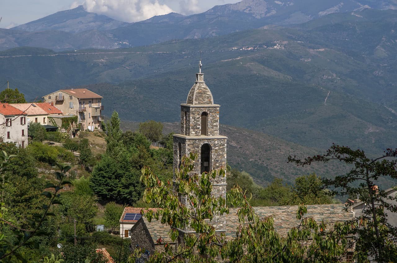 Viaggiare senza svuotare il portafoglio: la guida definitiva per esplorare la Corsica con un budget limitato 3 wapt image post 83