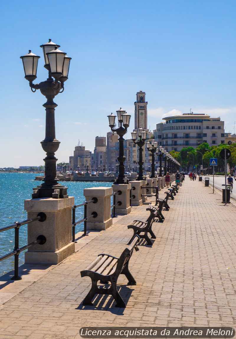 Meteo Bari: sole splendente oggi, cielo limpido nei prossimi giorni