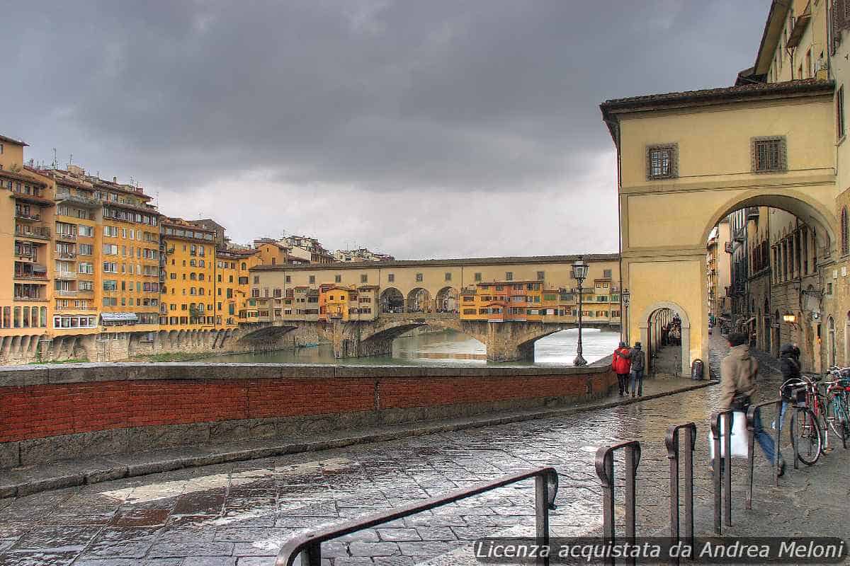 Previsioni meteo Firenze: tra nubi e schiarite, attesi venti forti